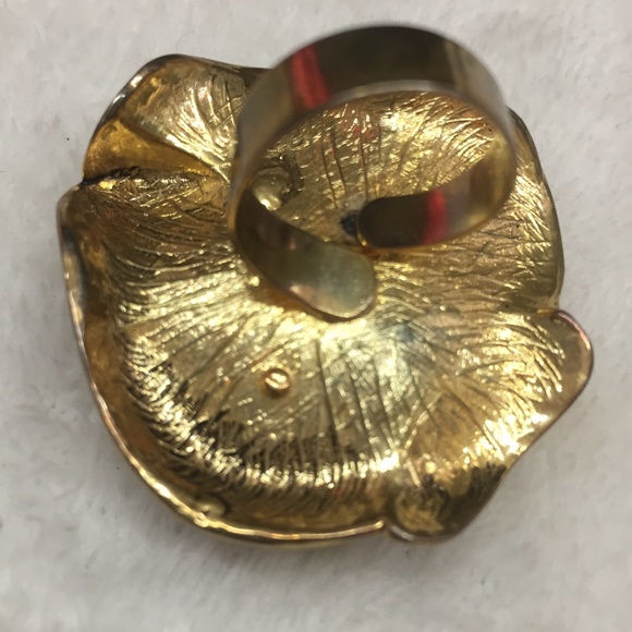 VINTAGE COSTUME ROSE ADJUSTABLE RING - Picture 4 of 4